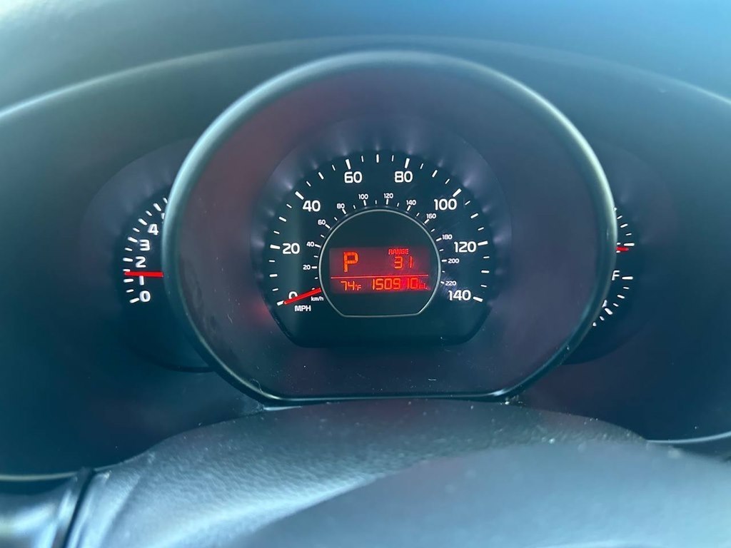 Photo 15 of this KIA SOUL