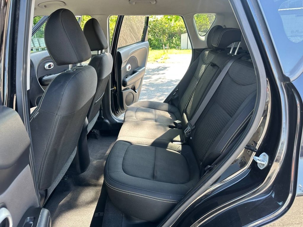 Photo 10 of this KIA SOUL