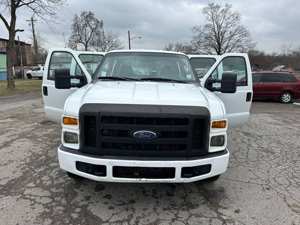 Photo 12 of this FORD F250