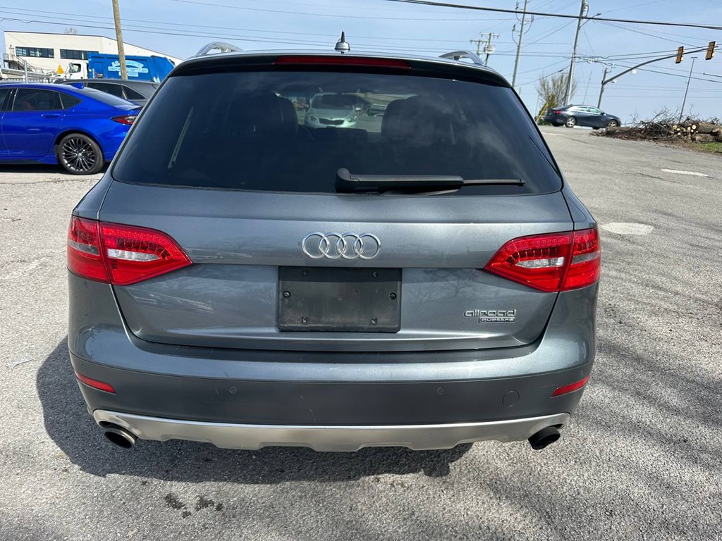 Photo 6 of this AUDI A4 ALLROAD