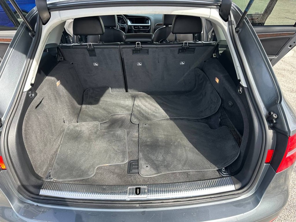 Photo 13 of this AUDI A4 ALLROAD