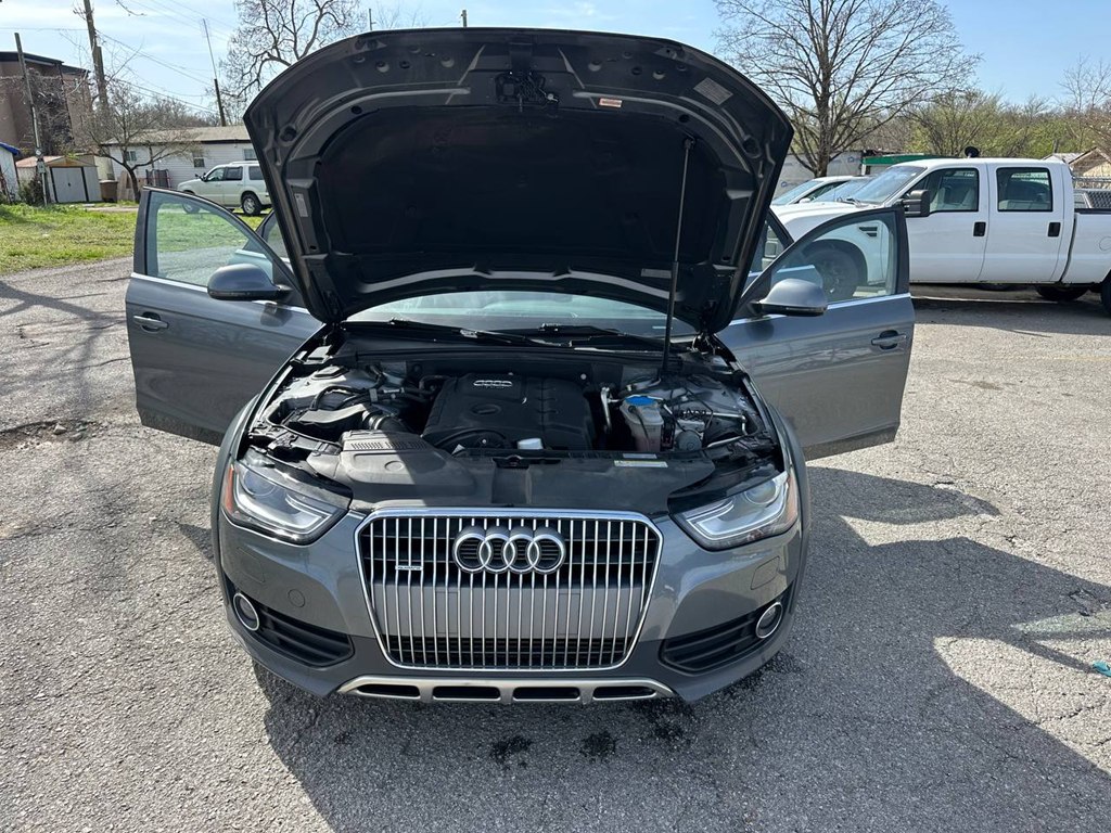 Photo 11 of this AUDI A4 ALLROAD