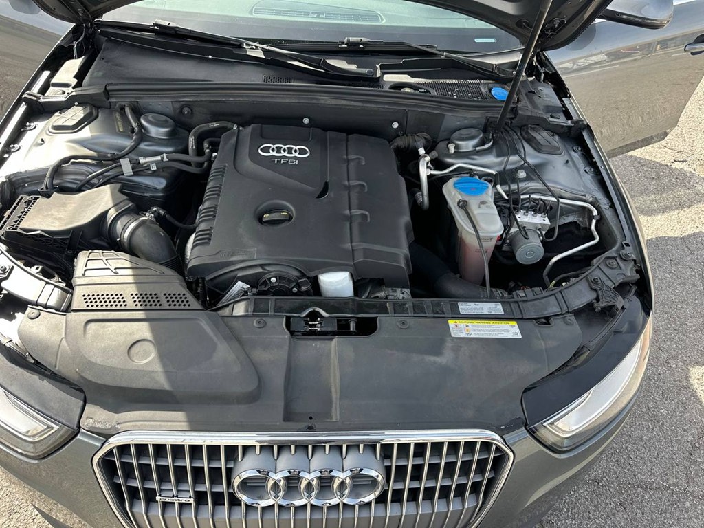 Photo 10 of this AUDI A4 ALLROAD