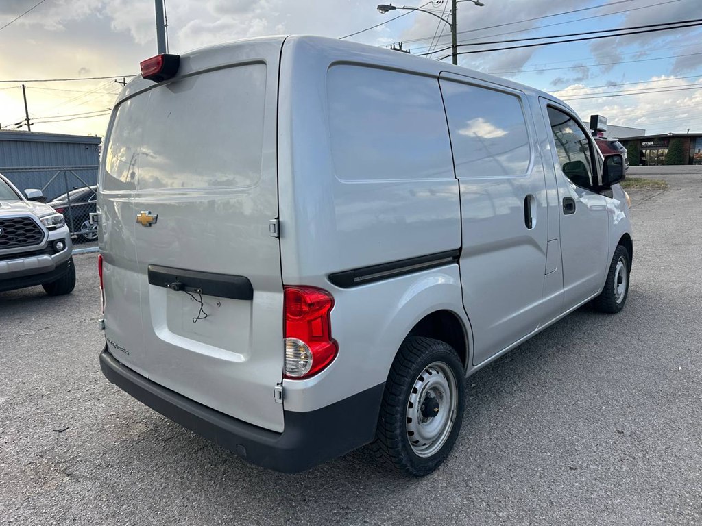 Photo 6 of this CHEVROLET CITY EXPRESS