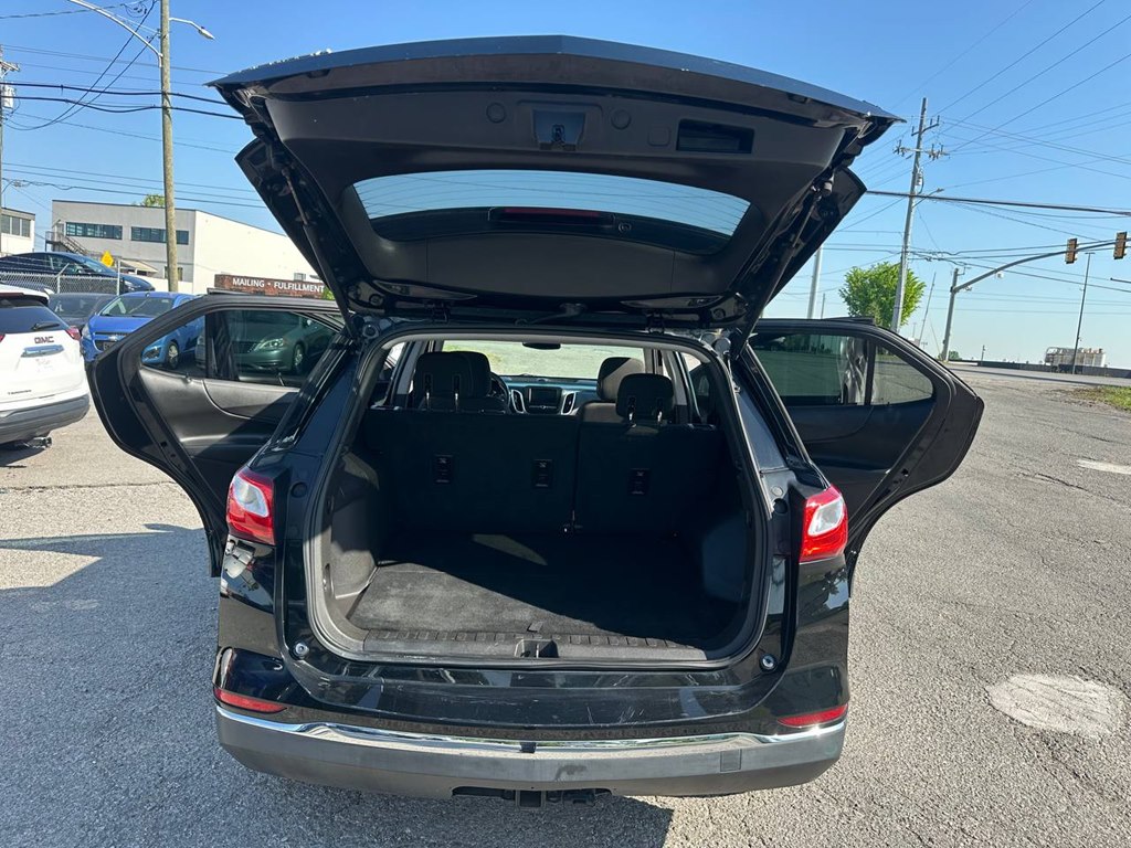 Photo 12 of this CHEVROLET EQUINOX