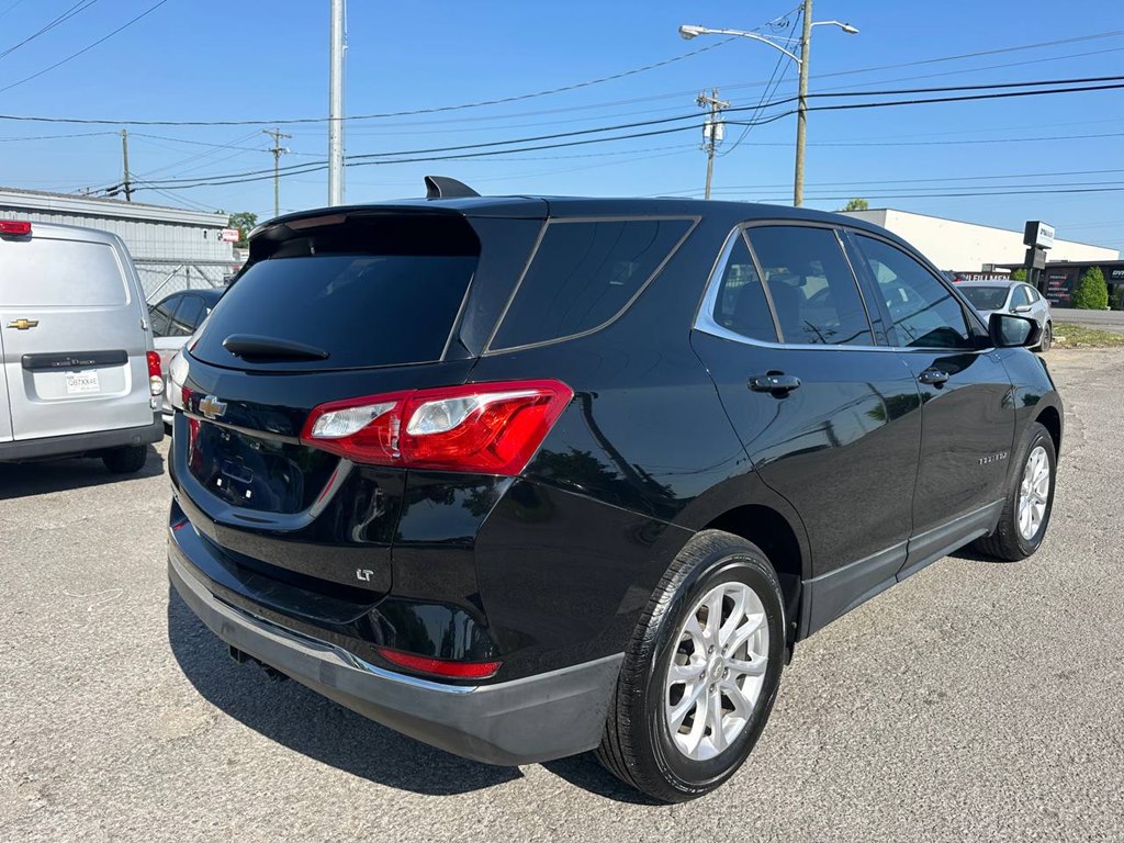 Photo 6 of this CHEVROLET EQUINOX