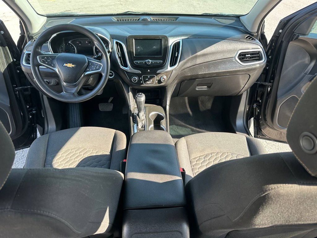 Photo 20 of this CHEVROLET EQUINOX