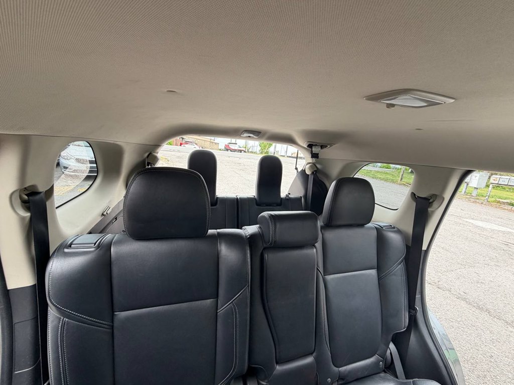 Photo 10 of this MITSUBISHI OUTLANDER