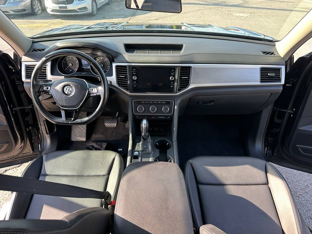 Photo 20 of this VOLKSWAGEN ATLAS