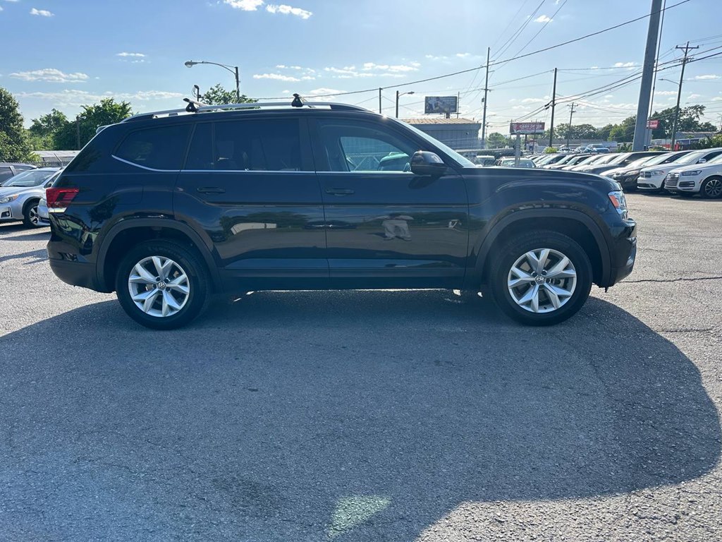 Photo 4 of this VOLKSWAGEN ATLAS