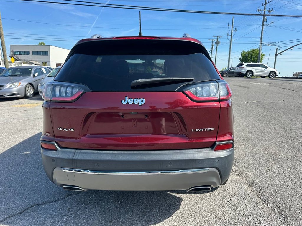 Photo 7 of this JEEP CHEROKEE