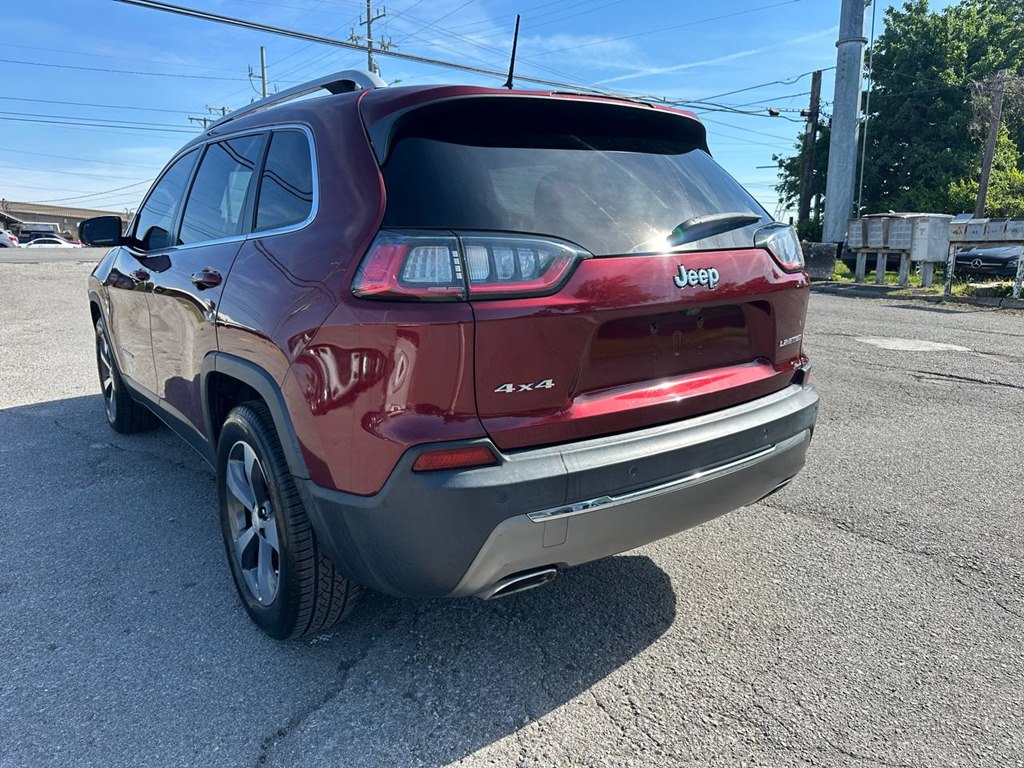 Photo 9 of this JEEP CHEROKEE
