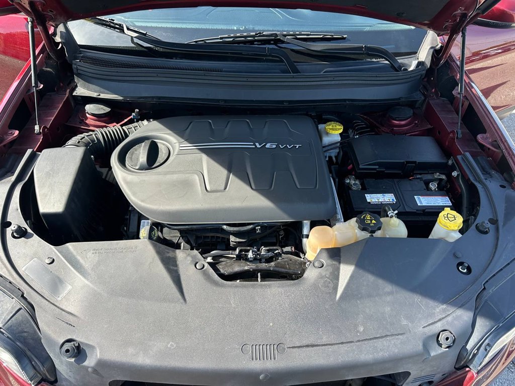Photo 10 of this JEEP CHEROKEE