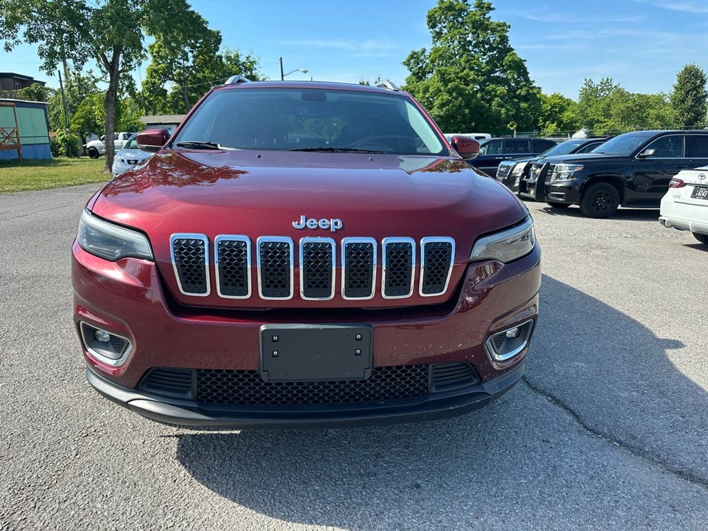 Photo 3 of this JEEP CHEROKEE