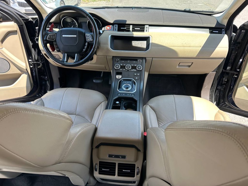 Photo 22 of this LAND ROVER RANGE ROVER EVO