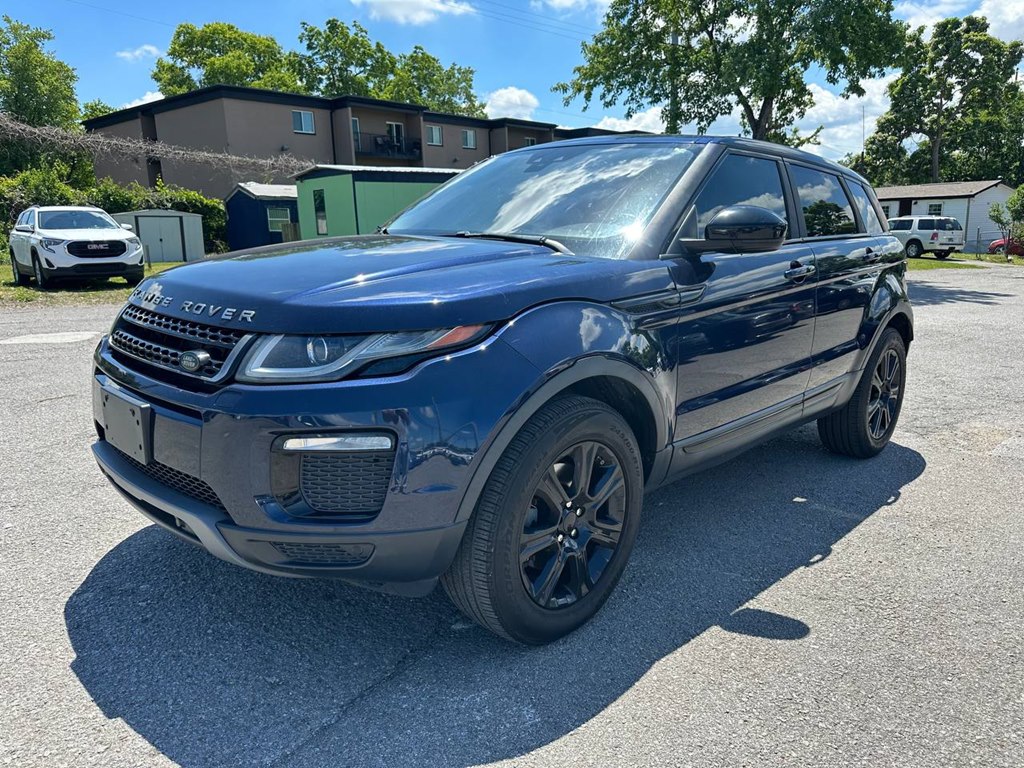 Photo 2 of this LAND ROVER RANGE ROVER EVO