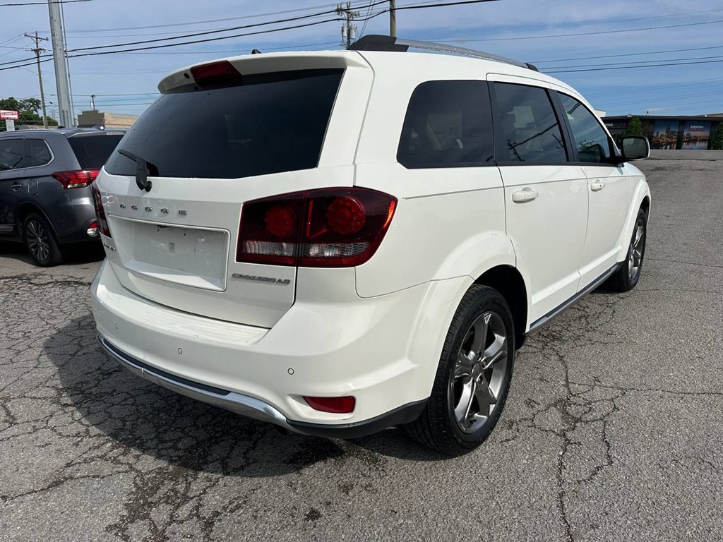 Photo 7 of this DODGE JOURNEY