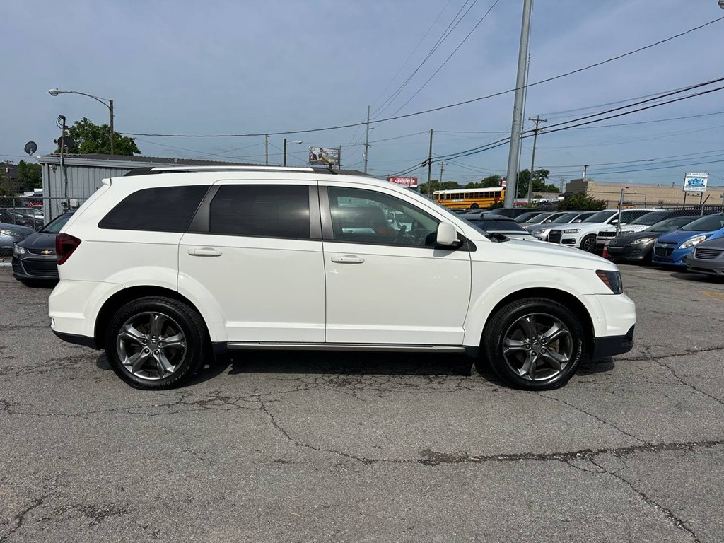 Photo 5 of this DODGE JOURNEY