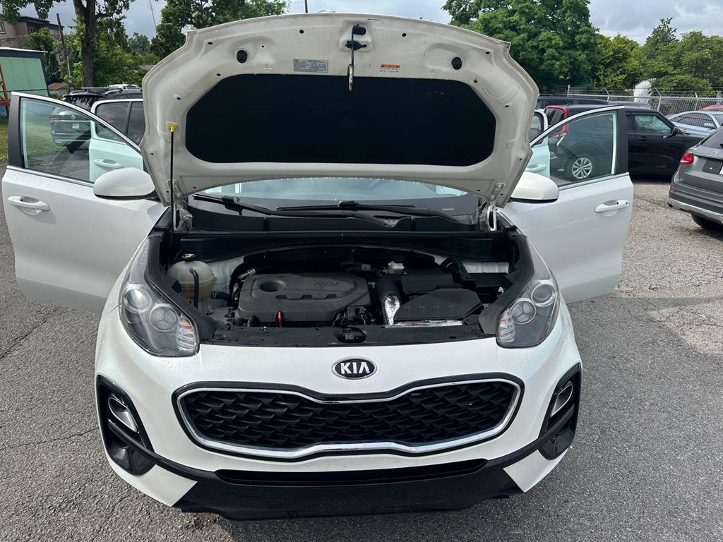 Photo 11 of this KIA SPORTAGE