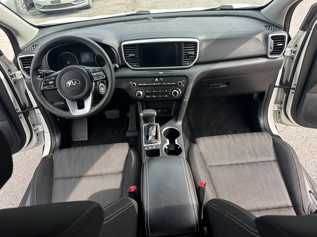 Photo 20 of this KIA SPORTAGE