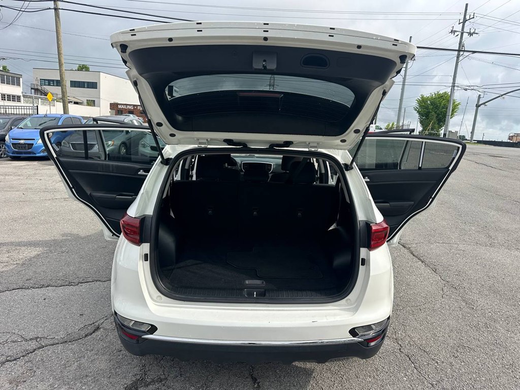 Photo 13 of this KIA SPORTAGE