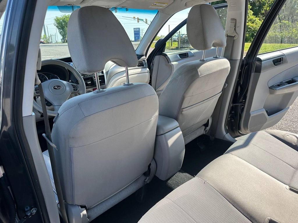Photo 18 of this SUBARU FORESTER