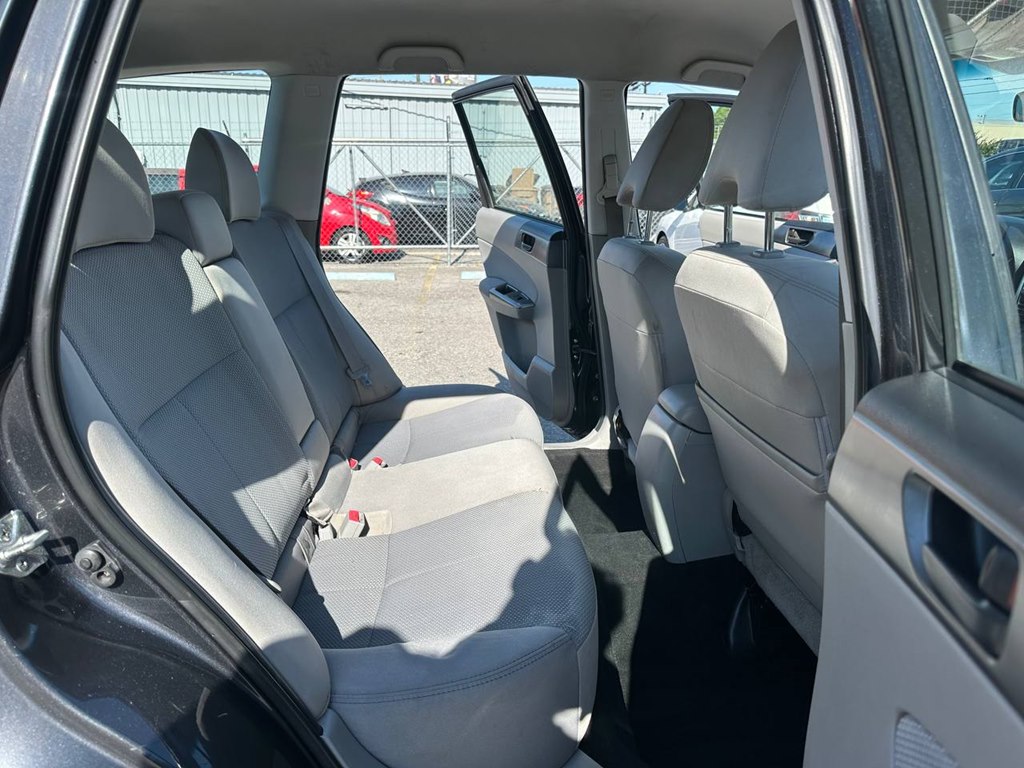 Photo 20 of this SUBARU FORESTER