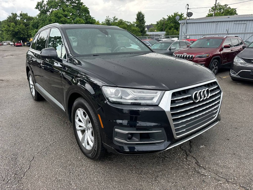 Photo 4 of this AUDI Q7
