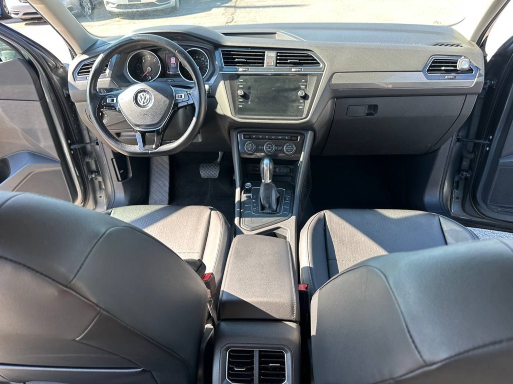 Photo 19 of this VOLKSWAGEN TIGUAN
