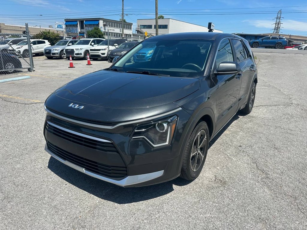 Photo 2 of this KIA NIRO