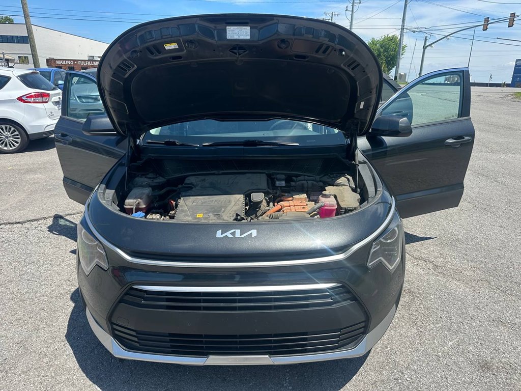 Photo 10 of this KIA NIRO