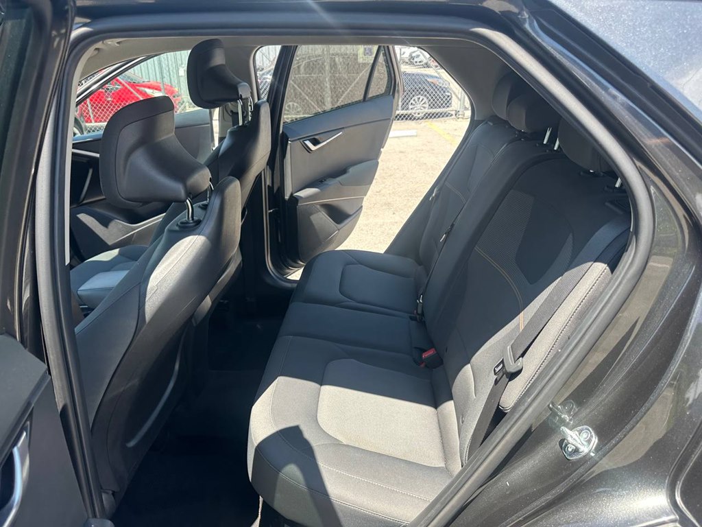Photo 17 of this KIA NIRO