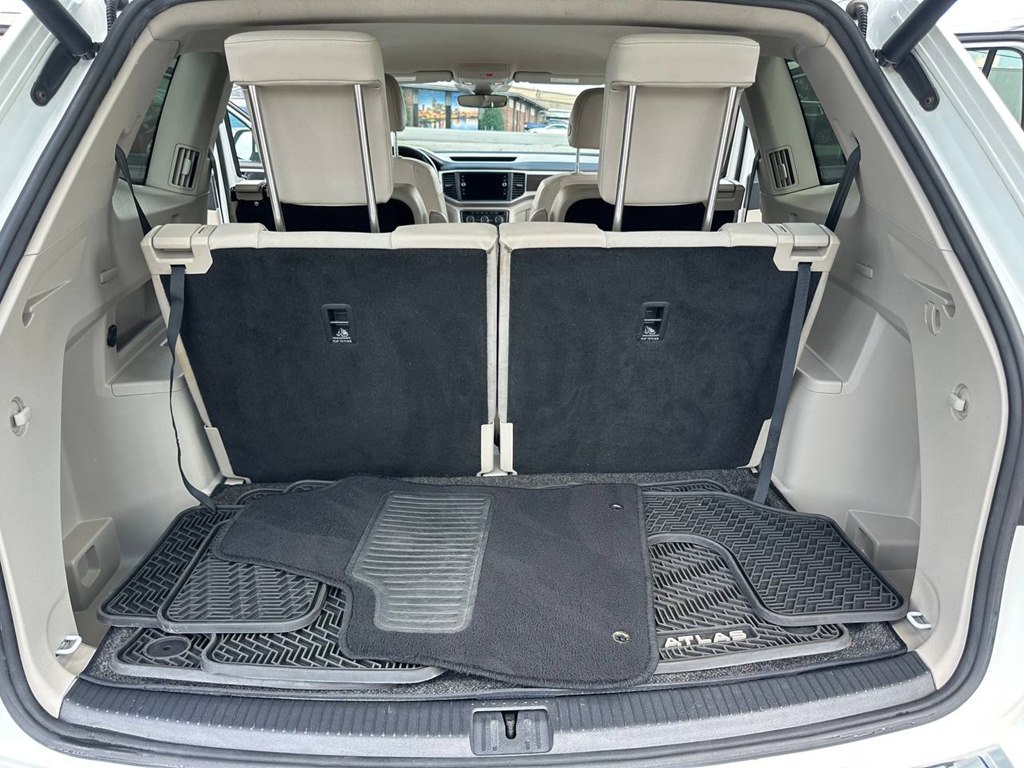 Photo 12 of this VOLKSWAGEN ATLAS