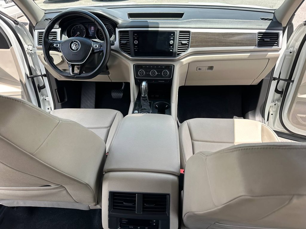 Photo 22 of this VOLKSWAGEN ATLAS