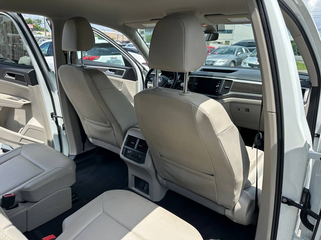 Photo 23 of this VOLKSWAGEN ATLAS