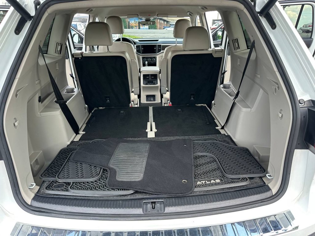 Photo 13 of this VOLKSWAGEN ATLAS