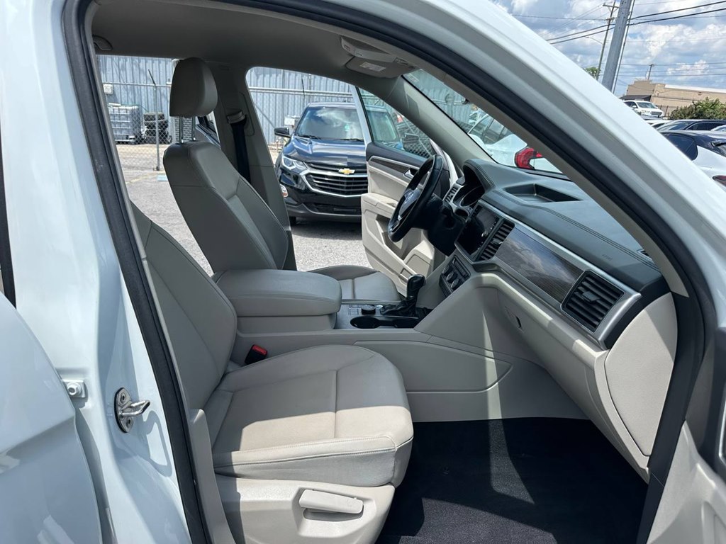Photo 26 of this VOLKSWAGEN ATLAS