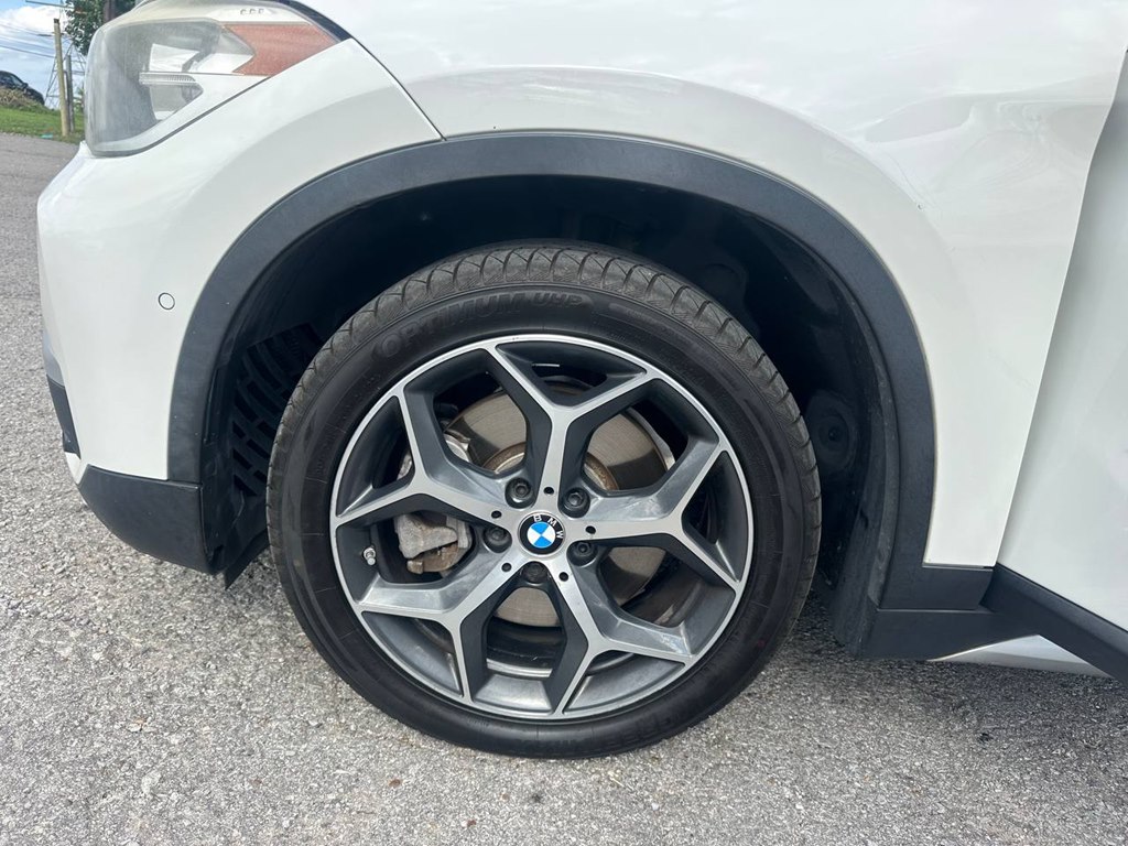 Photo 30 of this BMW X1