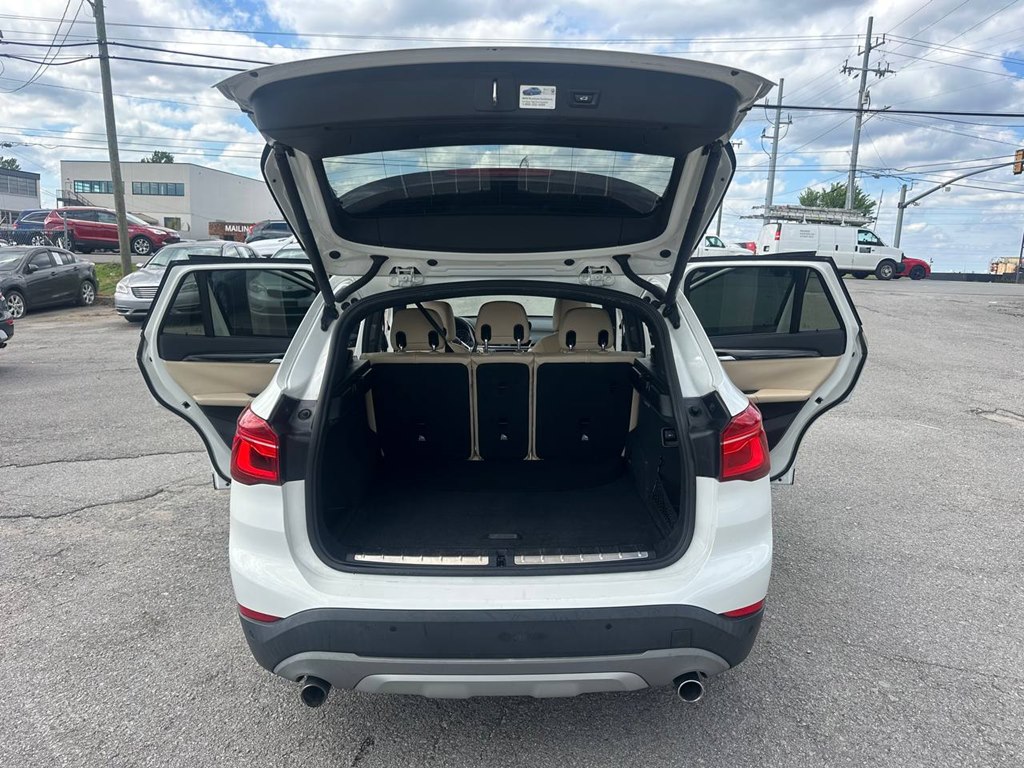 Photo 12 of this BMW X1