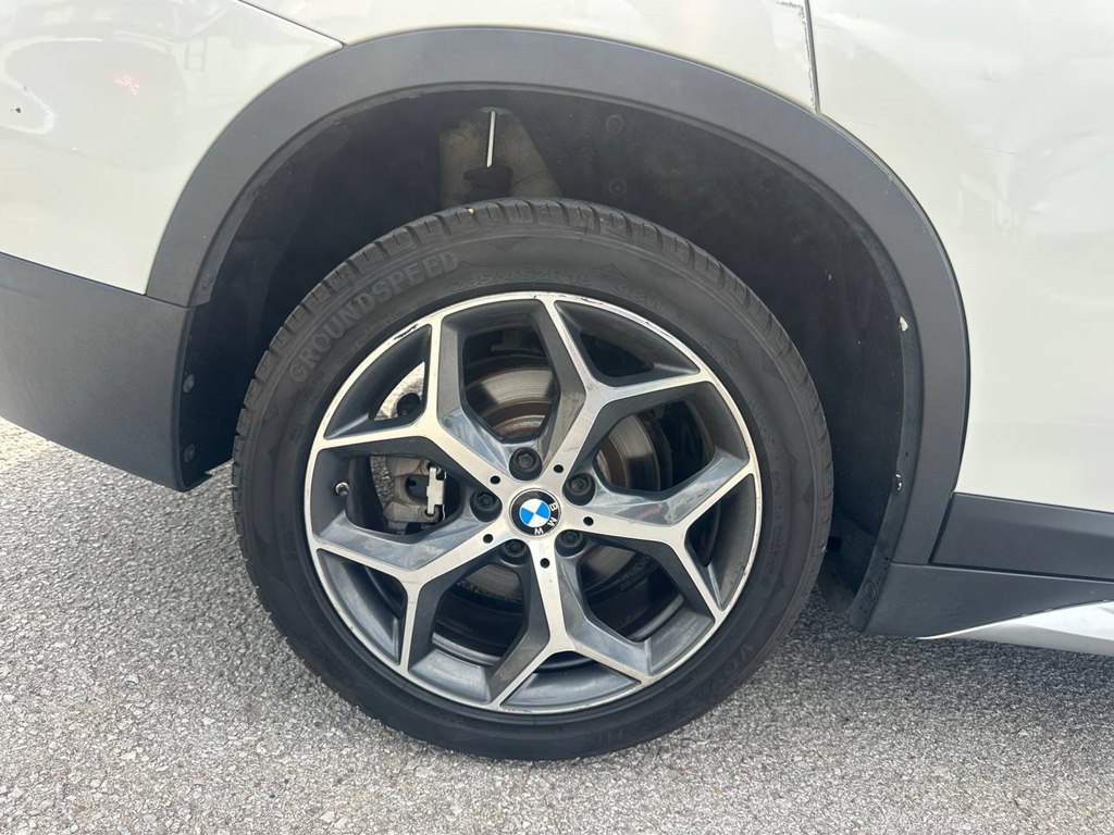 Photo 29 of this BMW X1