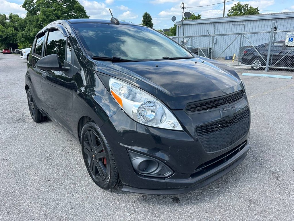 Photo 4 of this CHEVROLET SPARK