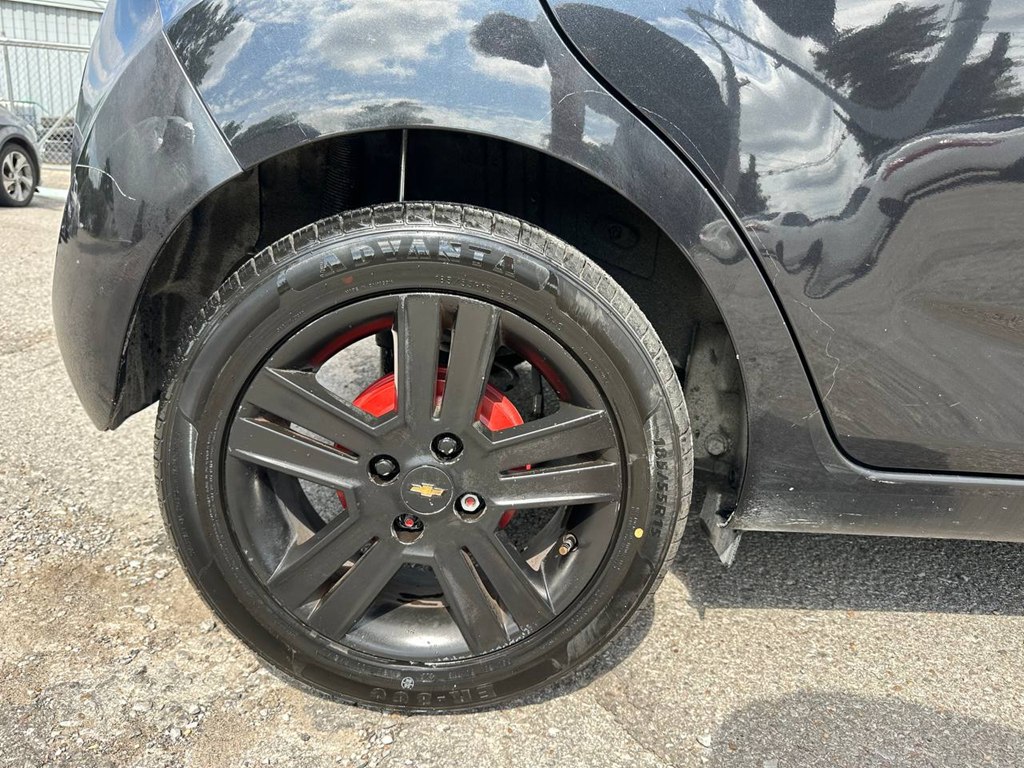 Photo 28 of this CHEVROLET SPARK