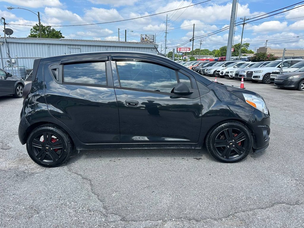 Photo 6 of this CHEVROLET SPARK