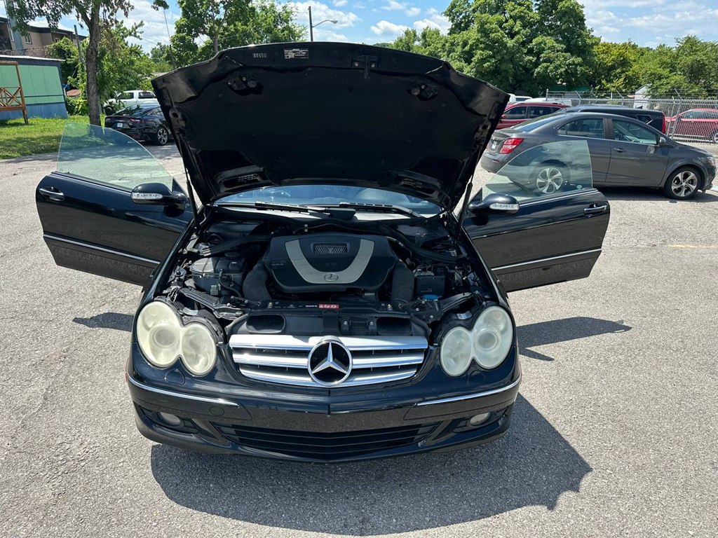 Photo 16 of this MERCEDES-BENZ CLK