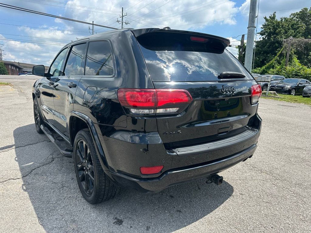 Photo 9 of this JEEP GRAND CHEROKEE