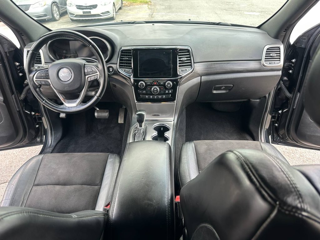 Photo 24 of this JEEP GRAND CHEROKEE