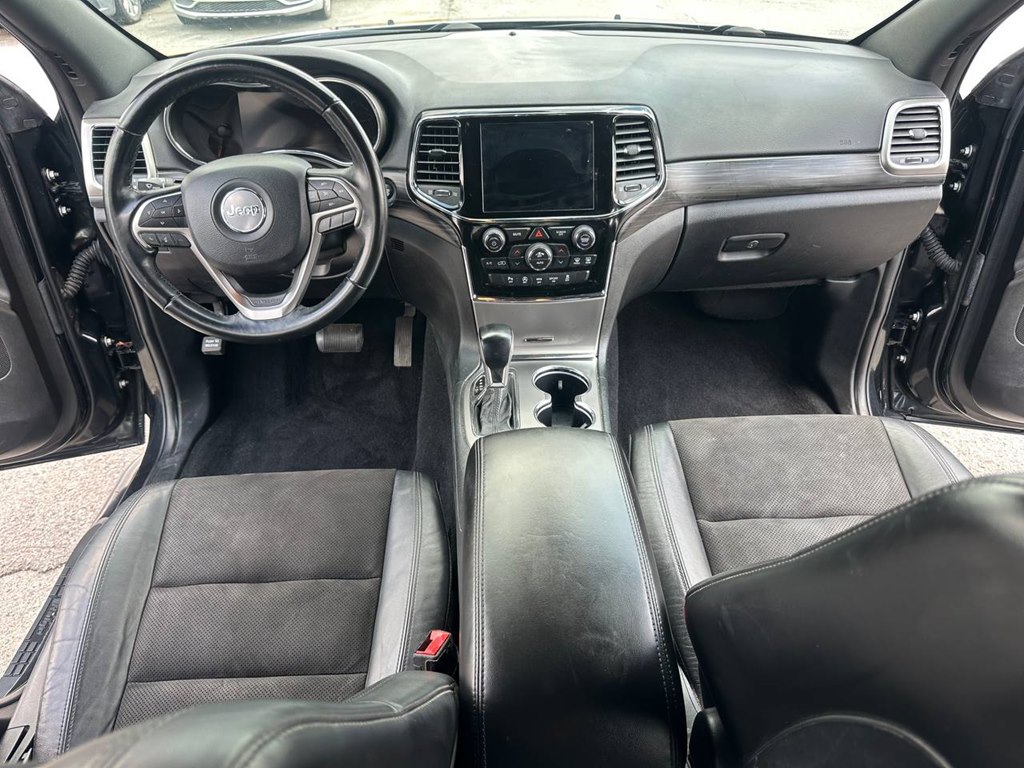 Photo 20 of this JEEP GRAND CHEROKEE