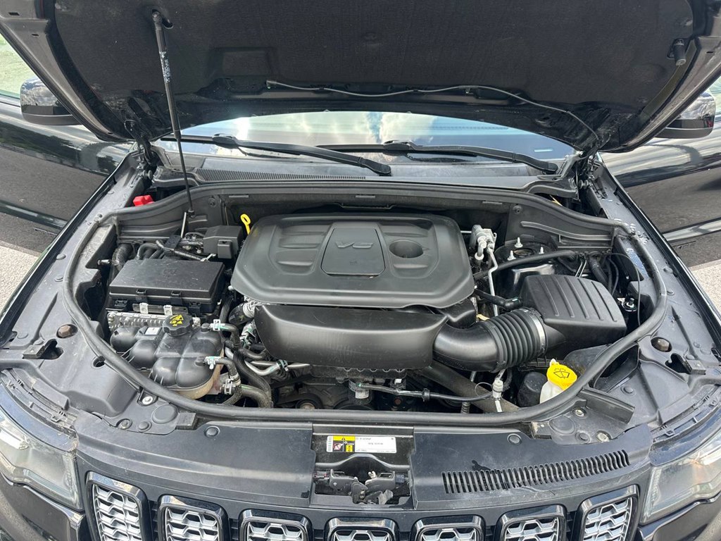 Photo 10 of this JEEP GRAND CHEROKEE