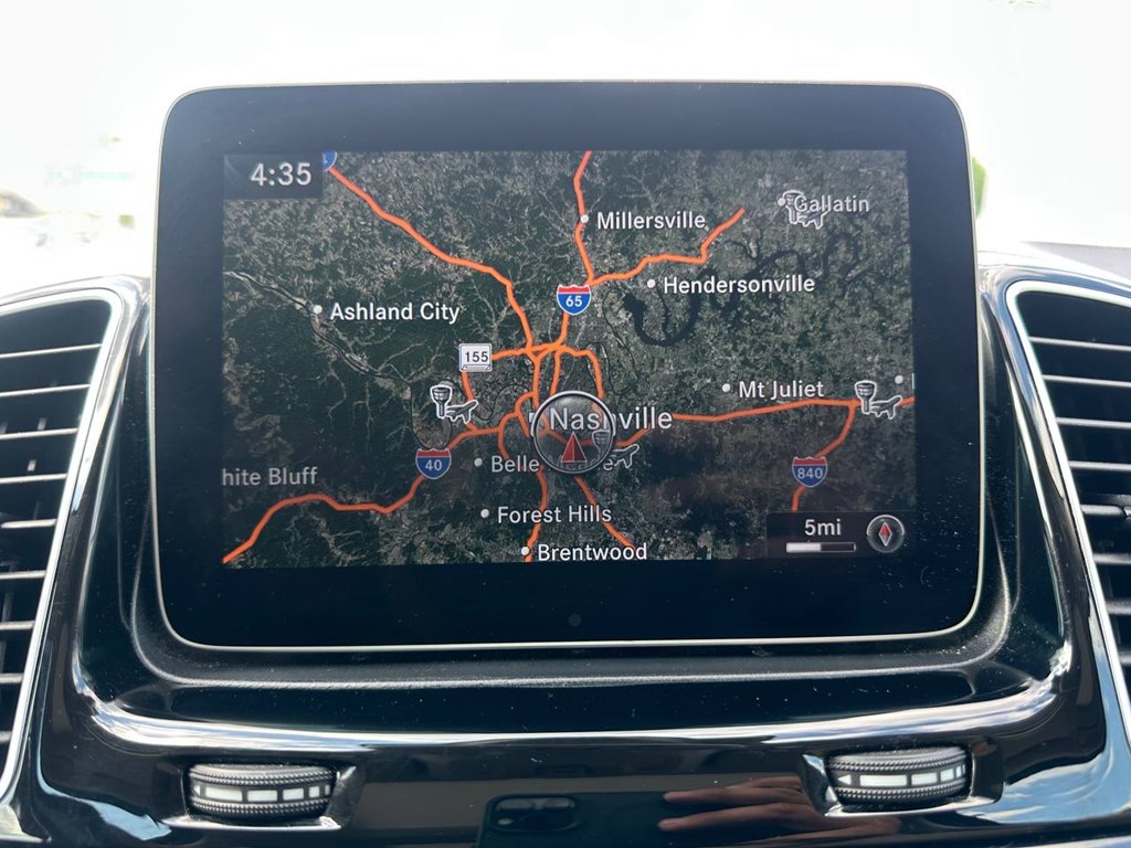 Photo 36 of this MERCEDES-BENZ GLS