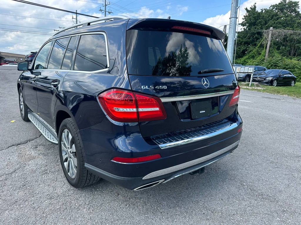 Photo 8 of this MERCEDES-BENZ GLS
